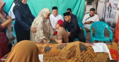 Gubernur Jakarta Melayat ke Rumah Ojol yang Dilintas Rantis Brimob