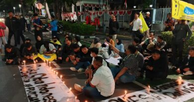 PMII Jaktim Gelar Doa & Bakar Lilin untuk Affan Kurniawan