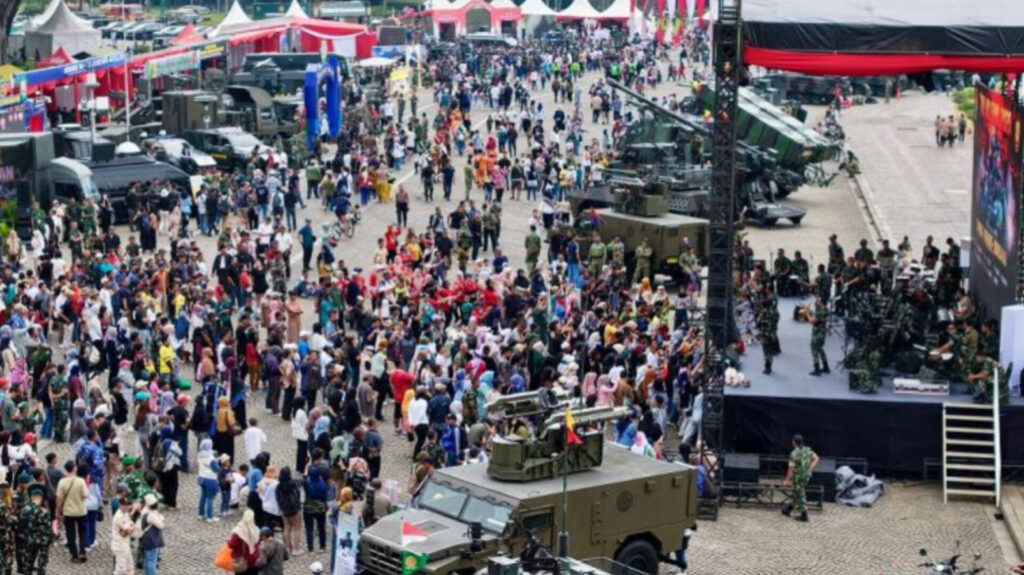 TNI Fair 2025 Diserbu Warga! Monas Jadi Pameran Alutsista