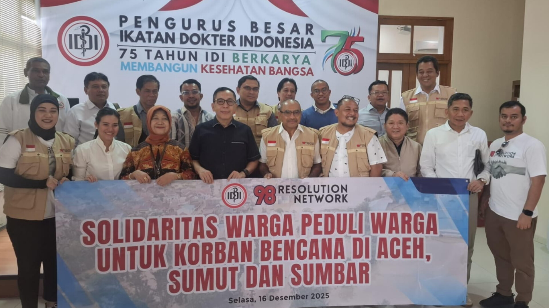 98 Resolution Network Donasikan Rp98 Juta untuk Sumatera