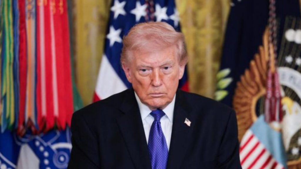 Label Presiden Paling Korup, Tekanan Pemakzulan Trump Menguat