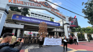 Mahasiswa Desak Walkot Copot Kabid Parkir Dishub Kota Medan
